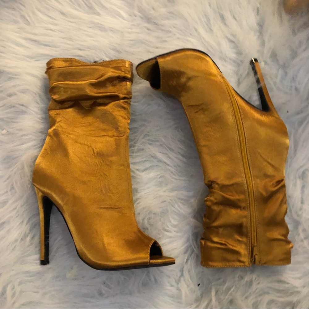 Open toe boots